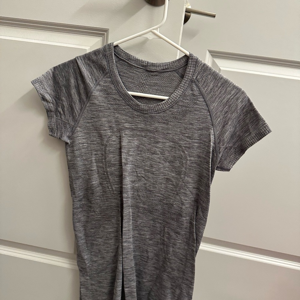 lululemon grey short sleeve swiftly tech